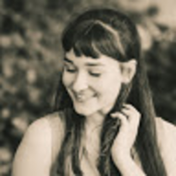 Meet your Posher, Raven - Picture 1 of 1